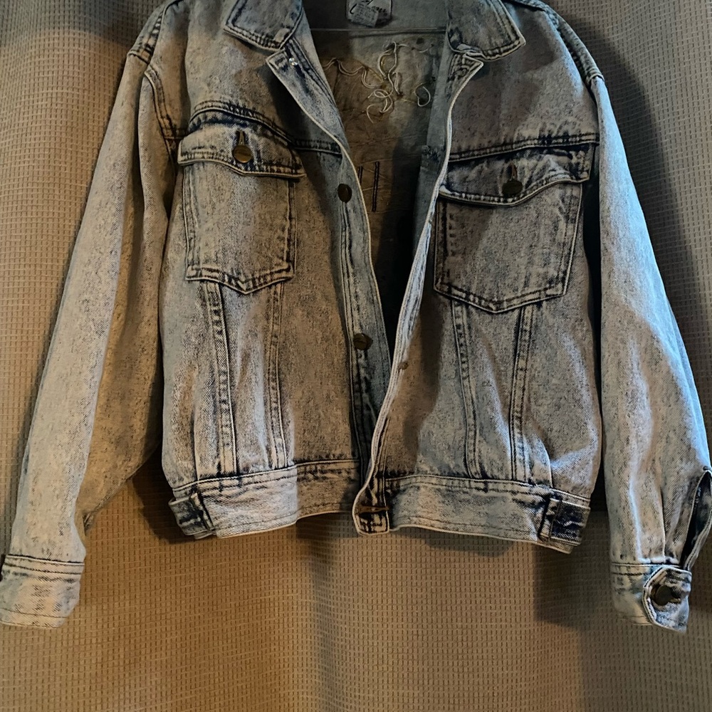 Jacket - Picture 2 of 3